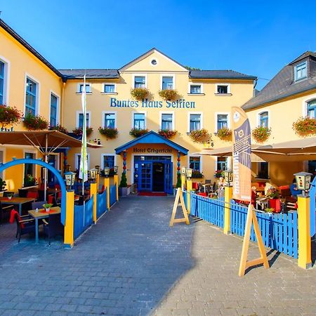 Hotel Erbgericht Buntes Haus Seiffen Exterior photo